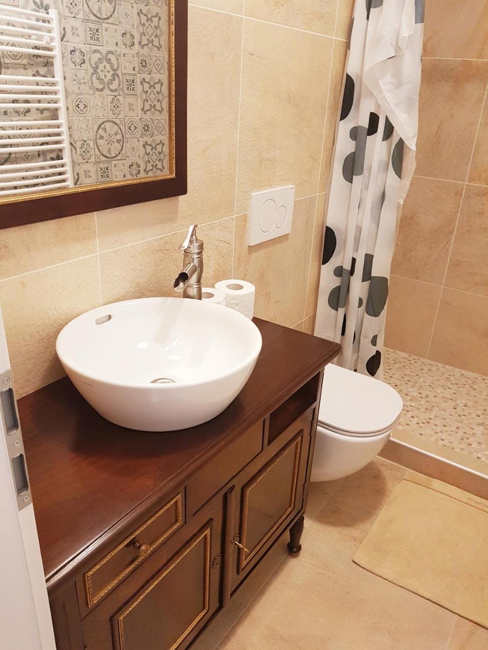 Apartments Artorius Laško المظهر الخارجي الصورة